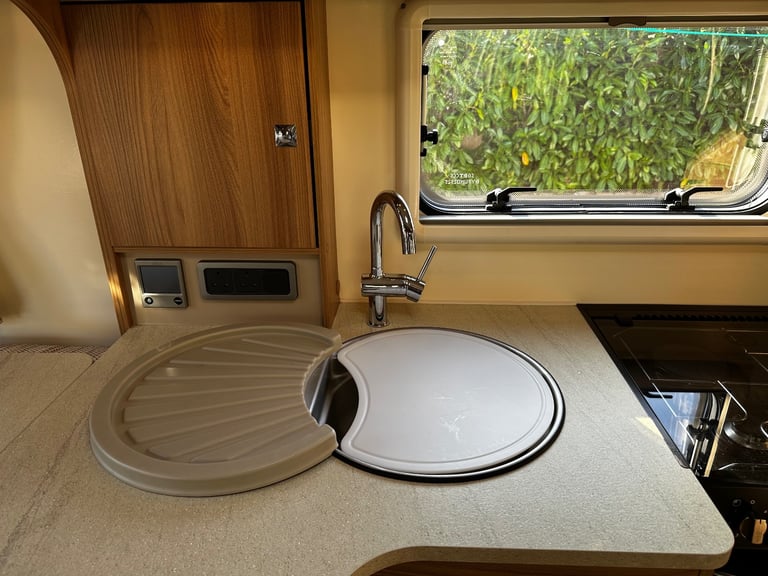 Bailey Unicorn Barcelona 2015 Fixed Bed