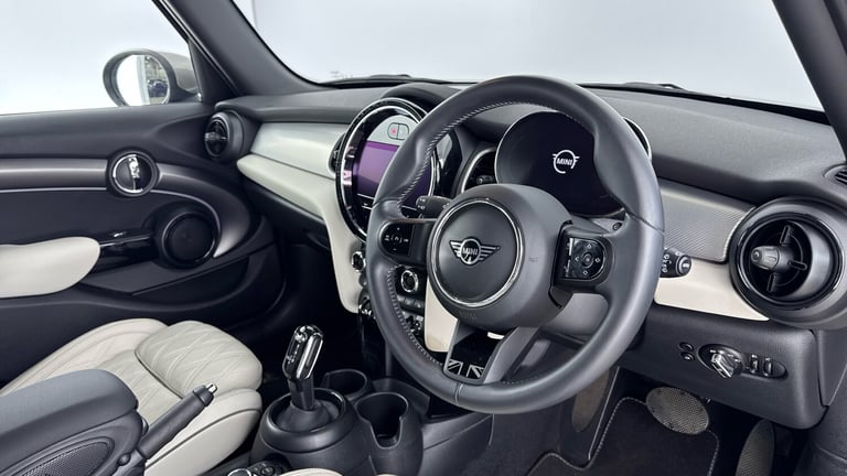 2023 MINI Hatch 1.5 Cooper Exclusive 5dr Auto Petrol Hatchback Hatchback Petrol Automatic