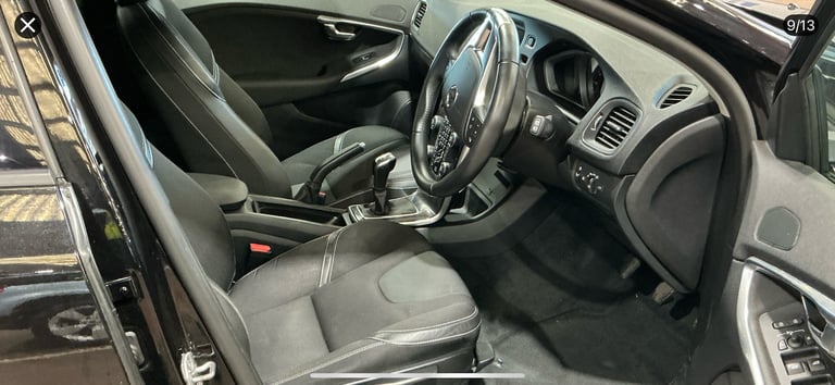 2018 Volvo V40 2.0 T2 Momentum Hatchback 5dr Petrol Manual Euro 6 (s/s) (122 ps)
