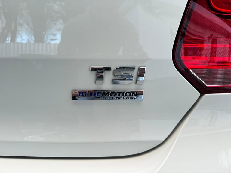2013 Volkswagen Polo 1.2 TSi BLUEMOTION Hatchback Petrol Automatic
