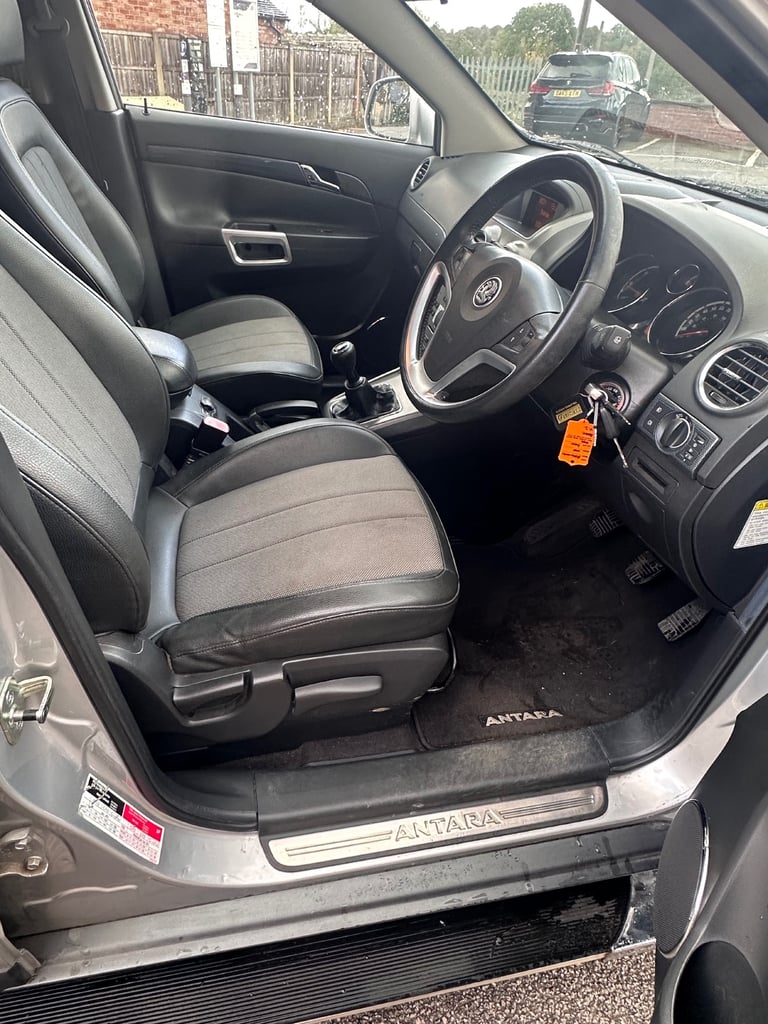 Vauxhall. Antara  2.0 diesel 4x4 S spec 