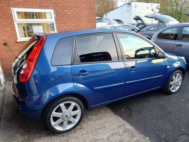 2008 Ford Fiesta 1.4 Zetec Climate 5dr HATCHBACK Petrol Manual