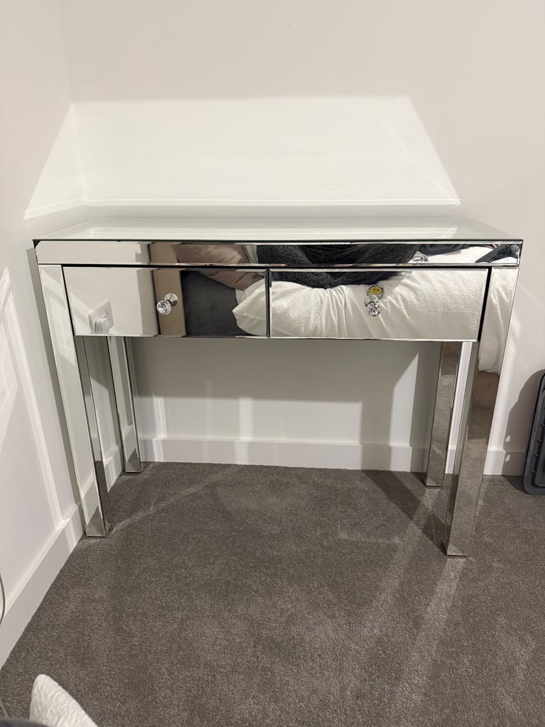 image for Silver mirrored dressing table 