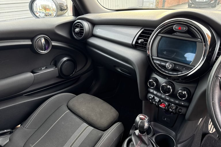 2020 MINI Hatch 1.5 Cooper Sport II 3dr HATCHBACK PETROL Manual