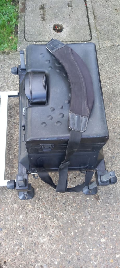 Waterline 3D fishing seat box 