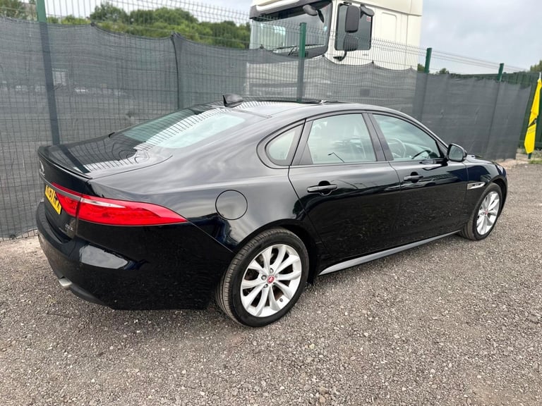 2018 Jaguar XF 2.0i R-Sport Auto Euro 6 (s/s) 4dr SALOON Petrol Automatic