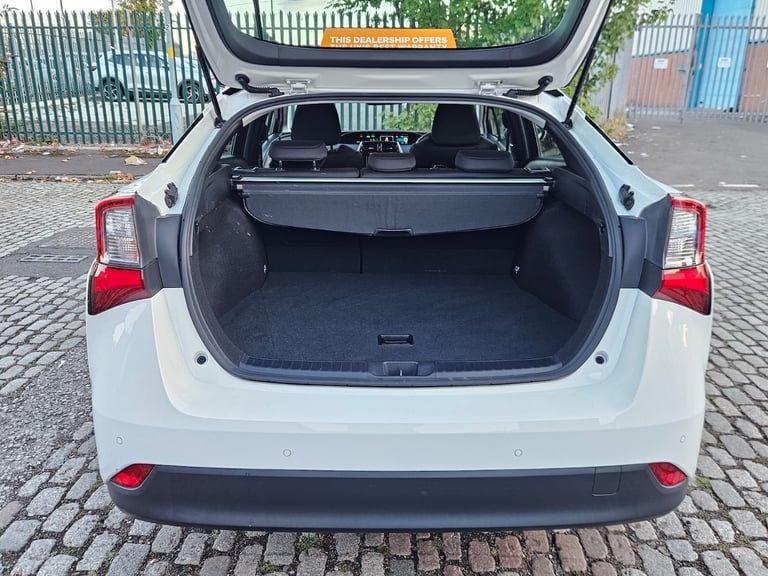 2020 Toyota Prius 1.8 Hybrid Automatic 5dr 5 Seats Hatchback Petrol/Electric Hybrid Automatic