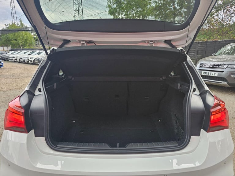 2018 BMW 1 Series 1.5 118i GPF M Sport Shadow Edition Euro 6 (s/s) 5dr HATCHBACK Petrol Manual