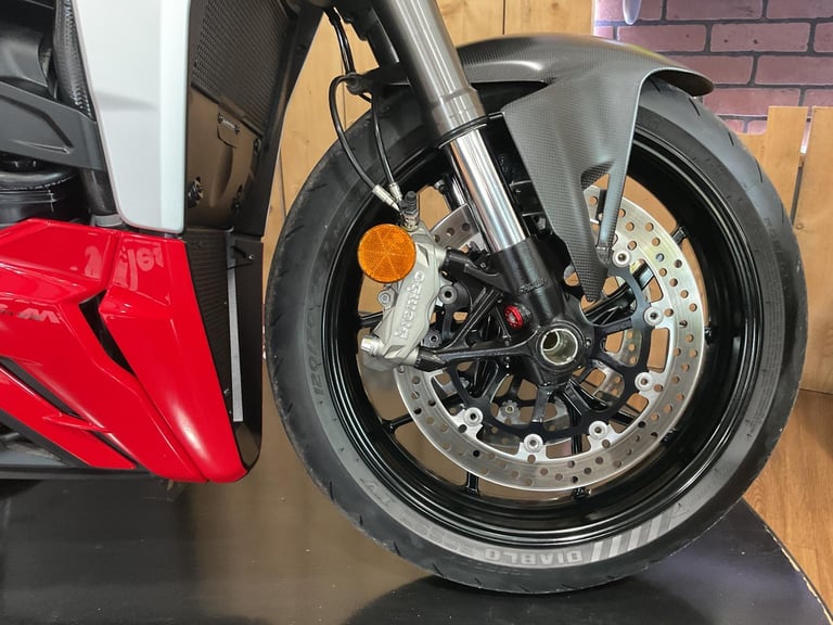 Ducati Streetfighter V2 2024 and 2500 Miles! Superb! One Owner! FREE UK DELIVERY