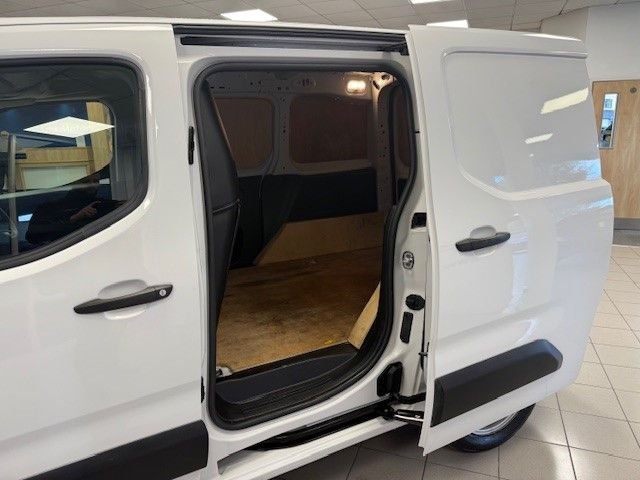2022 Citroen Berlingo 1.5 BlueHDi 1000 Enterprise Edition M Panel Van 5dr Diesel Manual SWB Euro ...