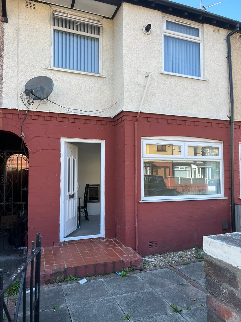 Lovely House to rent in L21 in Bootle, Merseyside Gumtree