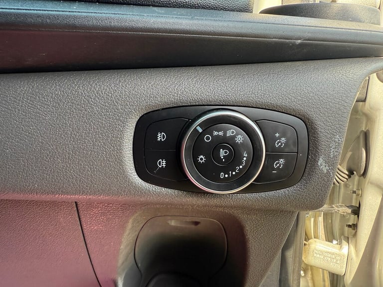 2020 Ford Transit Custom 2.0 320 EcoBlue Trend Crew Van Double Cab 5dr Diesel Manual L1 H1 Euro 6...