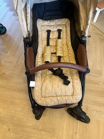 Venicci gusto 2-in-1 travel system pram in biscotti in