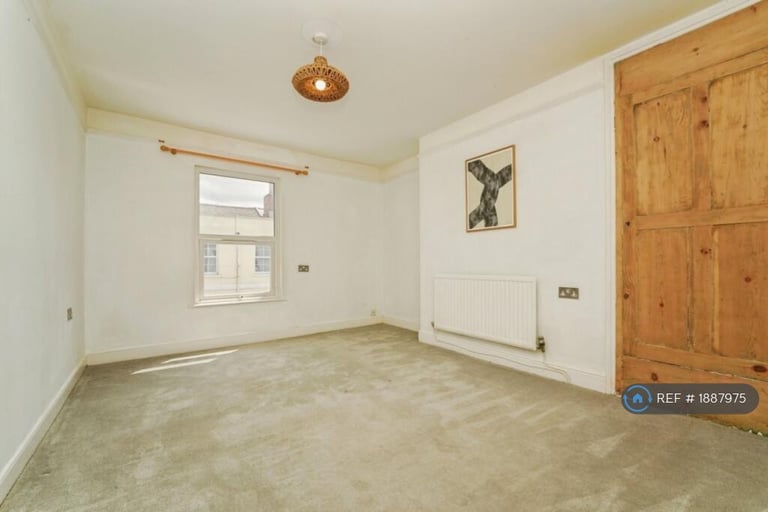 3 bedroom house in Keynsham Street, Cheltenham, GL52 (3 bed) (#1887975)