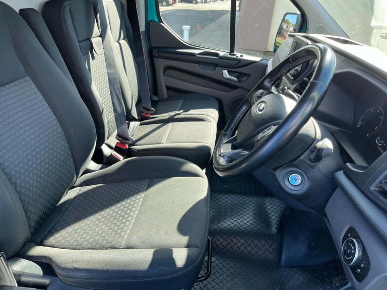 2019 Ford Transit Custom 2.0 320 EcoBlue Trend Auto L1 H2 Euro 6 (s/s) 5dr PANEL VAN Diesel Autom...