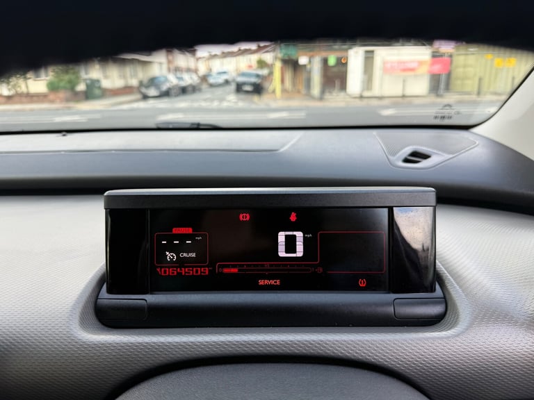 2017 Citroen C4 Cactus 1.2 PureTech Flair Hatchback 5dr Petrol Manual Euro 6