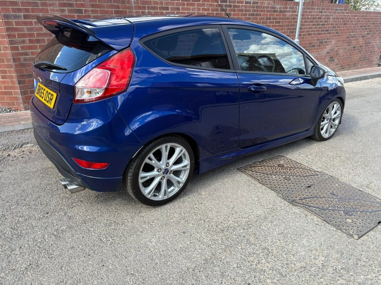 2015 Ford Fiesta 1.0 EcoBoost 125 Zetec S 3dr HATCHBACK Petrol Manual