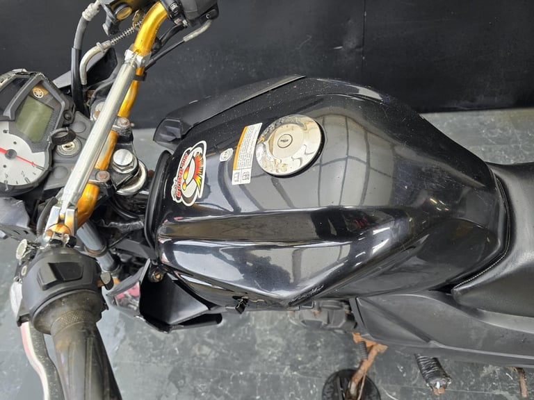 YAMAHA YS 125 PROJECT BIKE LEARNER LEGAL 125cc HPI CLEAR