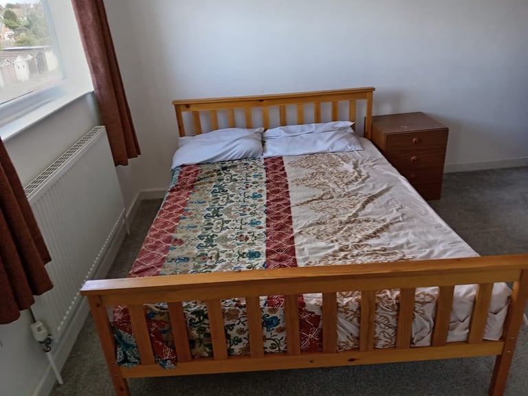 Double Room to Let in Leicester