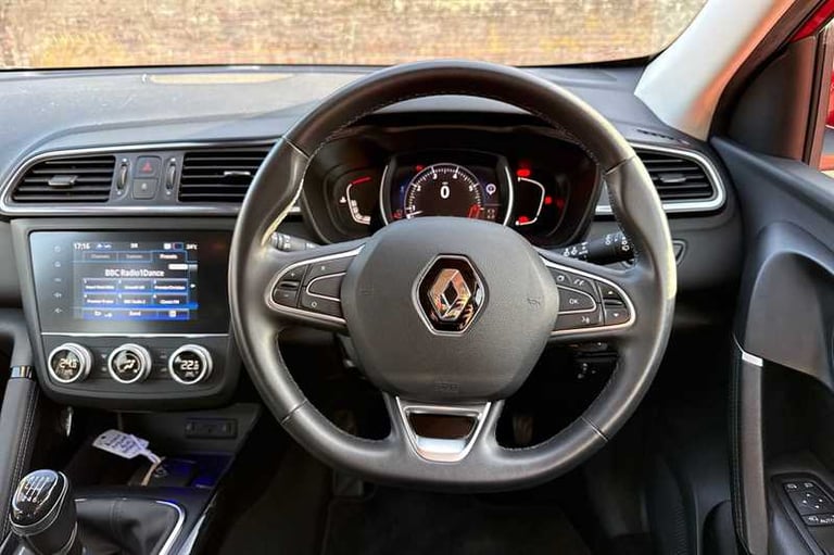 2020 Renault Kadjar 1.3 TCe Iconic SUV 5dr Petrol Manual Euro 6 (s/s) (140 ps) SUV Petrol Manual