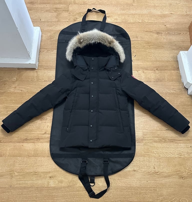 Canada goose Wyndham parka size xs