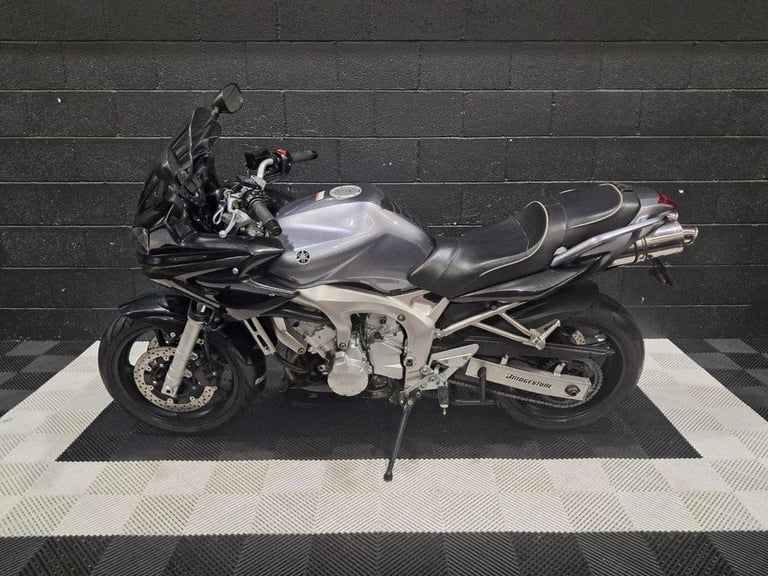 2005 54 YAMAHA FZS600 FINANCE SPECIALISTS APPLY NOW