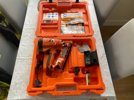 Paslode Second Fix Nail Gun in VERY GOOD Condition