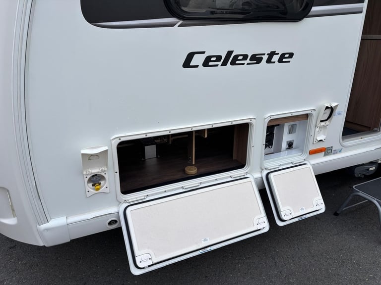 20 SWIFT CHALLENGER 835 X, SPECIAL EDITION CELESTE, AWD MOVER, ALDE, TALL FRIDGE