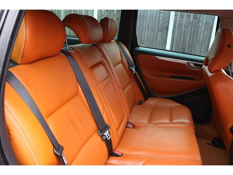 2025 Volvo V70 2.5T SE 5dr Geartronic [RTI NAV] Estate PETROL Automatic