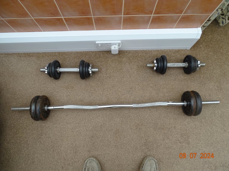 Second hand barbell set hotsell