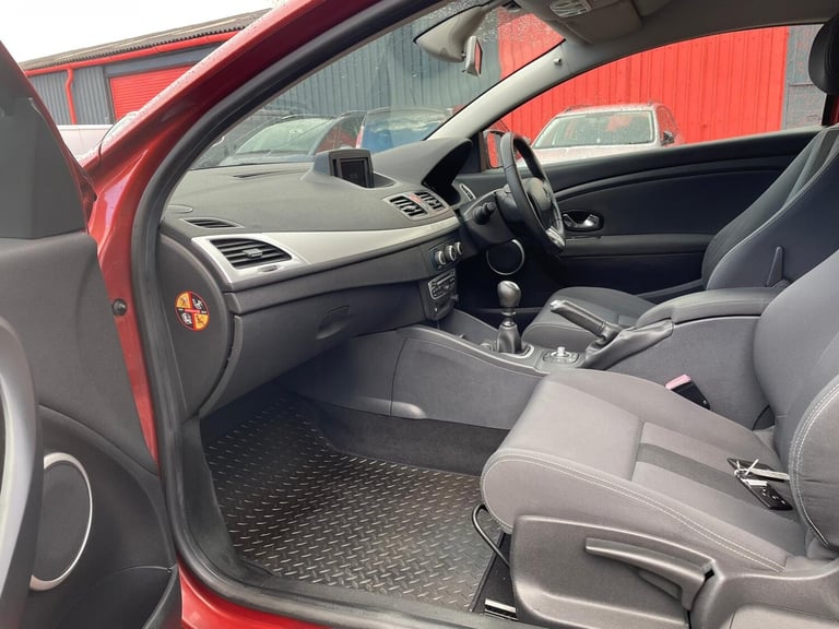 2010 Renault Megane 1.6 16V 110 Dynamique 3dr COUPE Petrol Manual