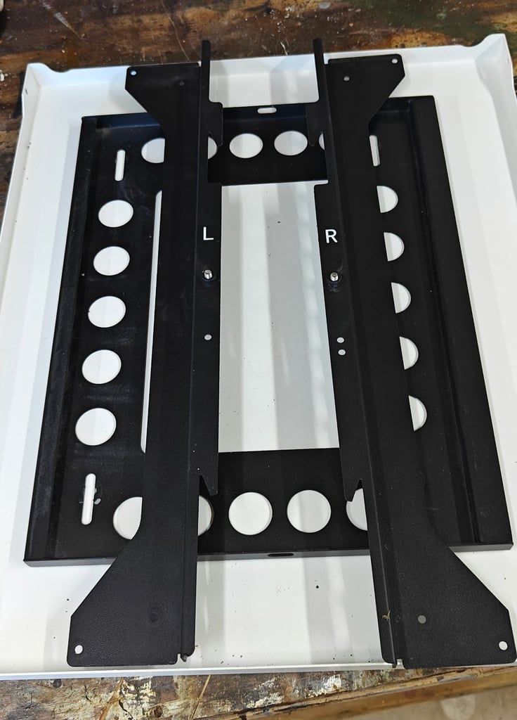 Solar Battery Cables and Mounting Bracket 