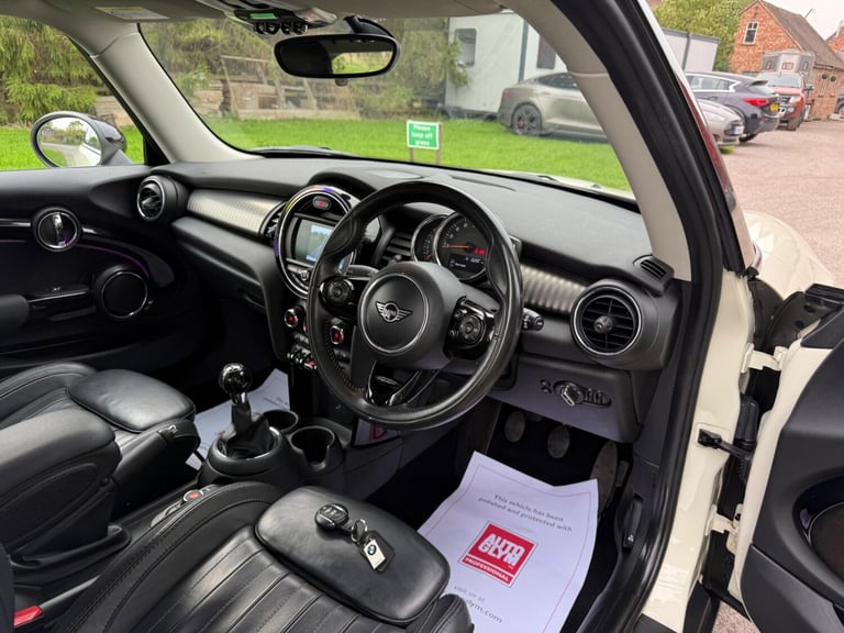 2019 MINI Hatch 1.5 Cooper Exclusive Euro 6 (s/s) 3dr HATCHBACK Petrol Manual