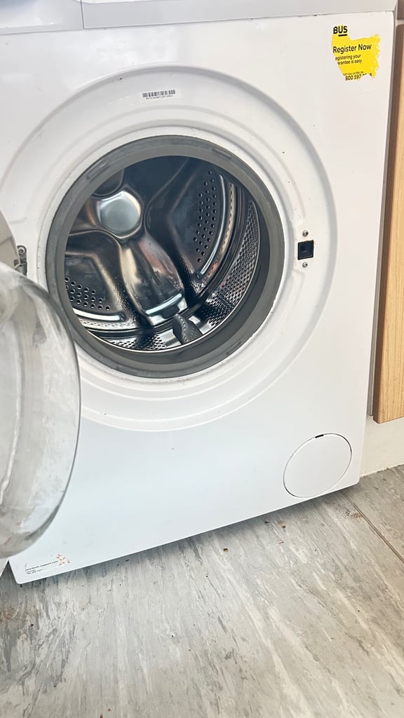 image for BUSH washing machine 8kg