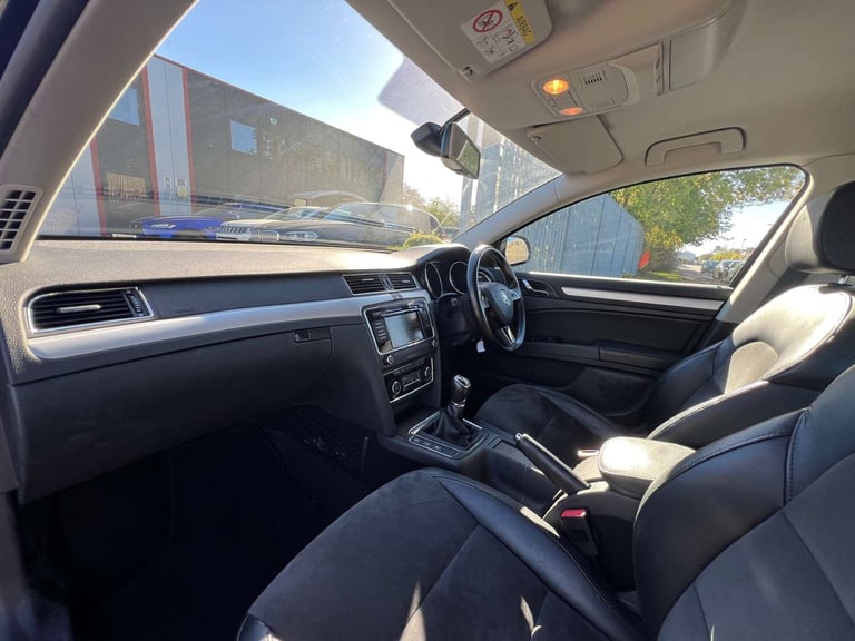 2014 Skoda Superb 1.6 TDI SE GreenLine III Estate 5dr Diesel Manual Euro 5 (s/s) (105 ps) Estate ...