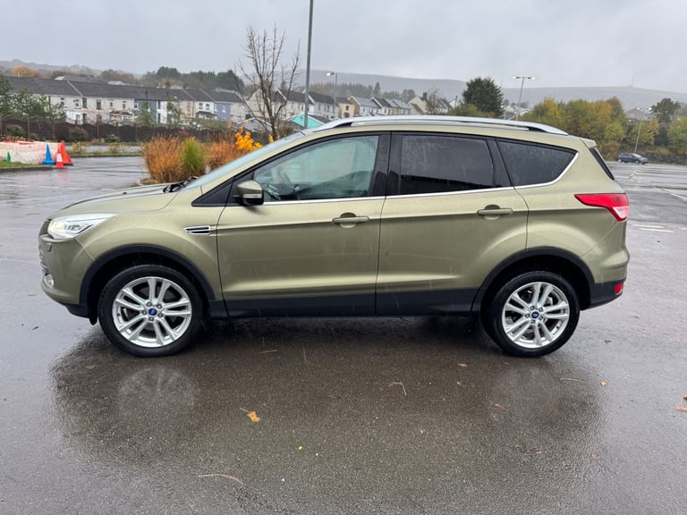 Ford, KUGA, Hatchback, 2014, Manual, 1997 (cc), 5 doors