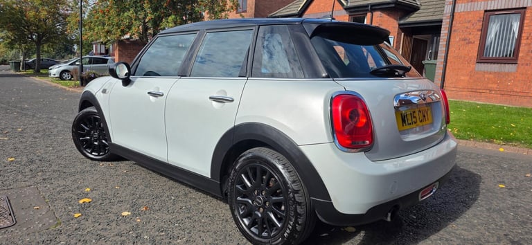 2015 MINI Hatch 1.5 Cooper 5dr HATCHBACK Petrol Manual