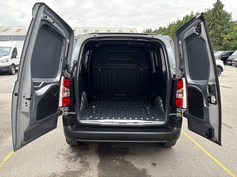 2025 Peugeot Partner 1.5 BlueHDi 100 Professional Van Van Diesel Manual