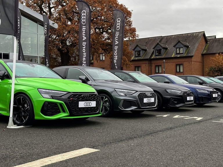 2022 Audi e-tron Sportback Technik 50 quattro 230,00 kW SUV ELECTRIC Automatic