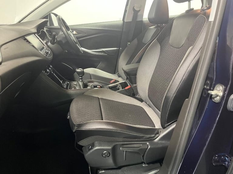 2019 Vauxhall Grandland X 1.2 Turbo Gpf Tech Line Nav Suv 5dr Petrol Manual Euro 6 (s/s) (130 Ps)...