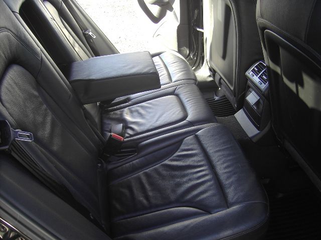 Audi Q5 S Line Quattro TDi 3.0LTR 7 Speed Auto (4x4)