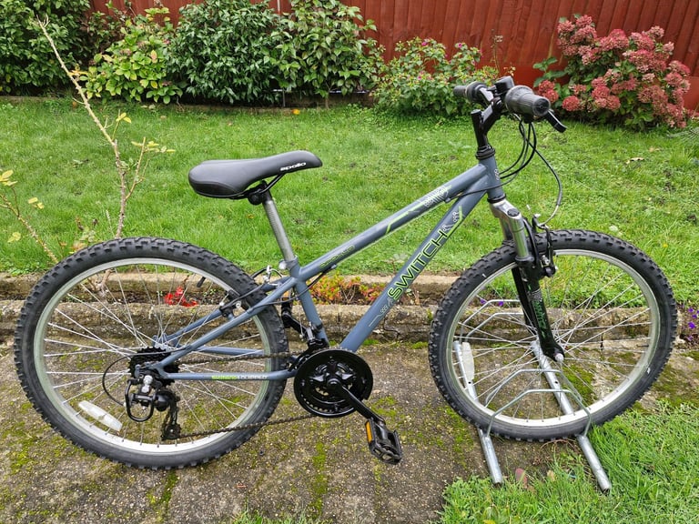 Apollo switch Bikes Bicycles Cycles for Sale Gumtree