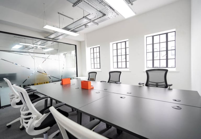 Furnished offices to rent in *King's Cross*. Office Spaces for 2 to 75 desks NW1