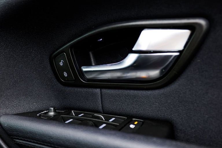 2018 Land Rover Range Rover Evoque 2.0 TD4 SE 5dr ESTATE DIESEL Manual