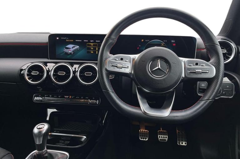 2020 Mercedes-Benz A-Class A180 AMG Line Executive NAVIGATION, HEATED SEATS, REAR CAMERA! Manual ...