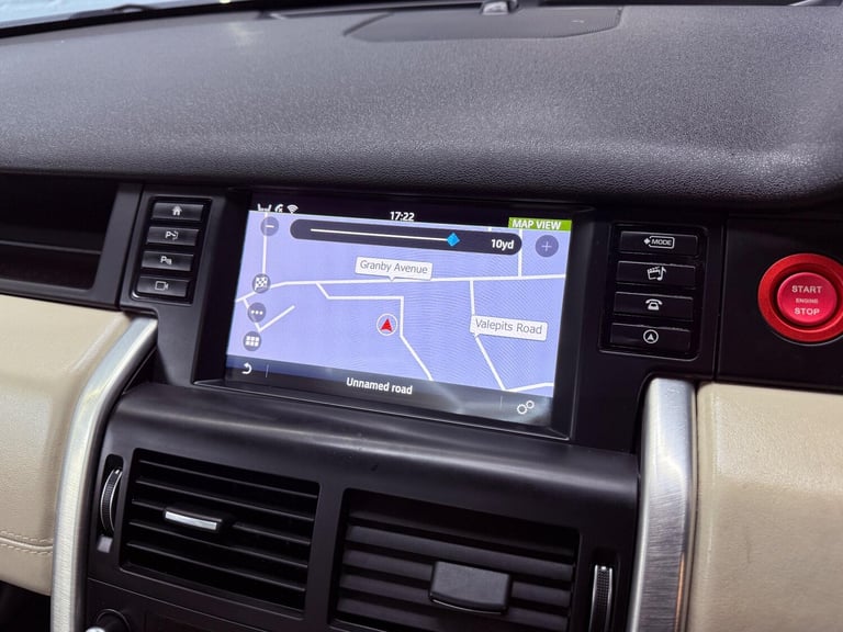 2017 Land Rover Discovery Sport 2.0 TD4 HSE Luxury Auto 4WD Euro 6 (s/s) 5dr ESTATE Diesel Automatic