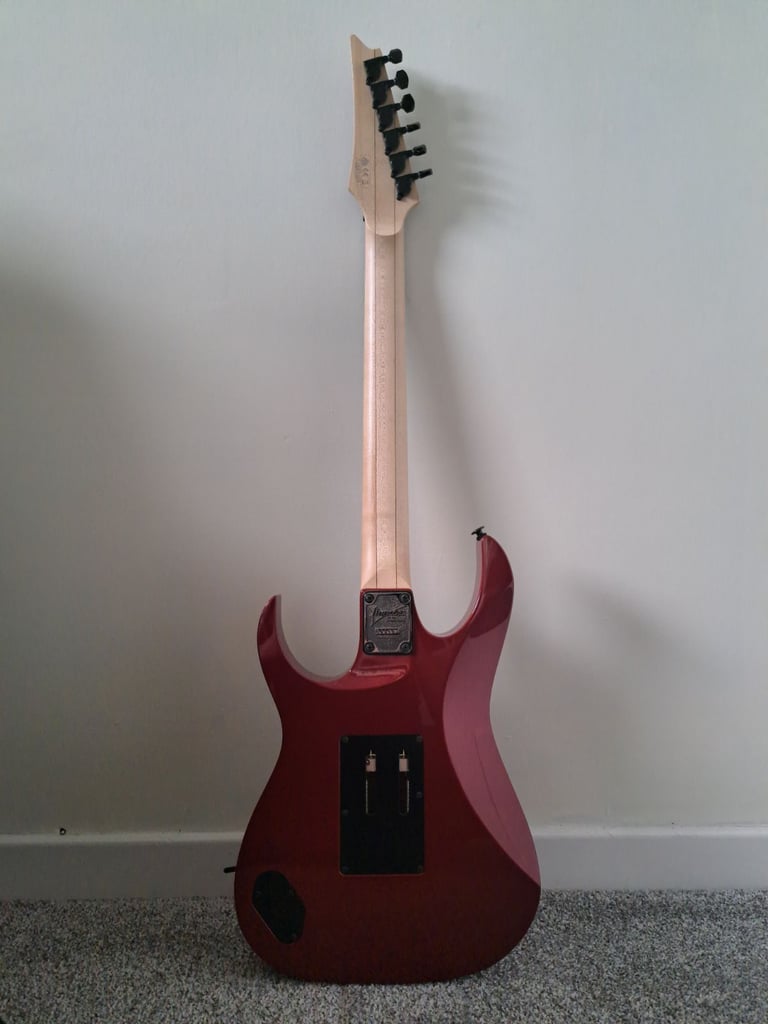 Ibanez RG550DX Genesis ruby red