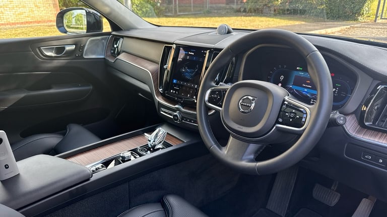 2023 Volvo XC60 2.0 T8 [455] RC PHEV Ultimate Dark 5dr AWD Gtron Estate Estate Hybrid Automatic