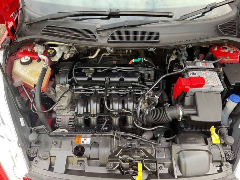 2014 Ford Fiesta 1.2 ZETEC 3DR Manual Hatchback Petrol Manual
