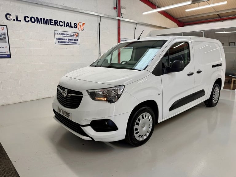 image for 2021 71 VAUXHALL COMBO 1.5 TURBO D 2300 SPORTIVE L2 LWB EURO 6 * 3 SEATER 58,199